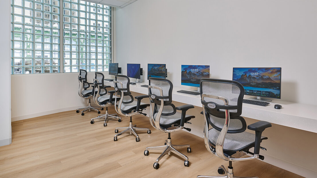 600 SP Computer room.jpg