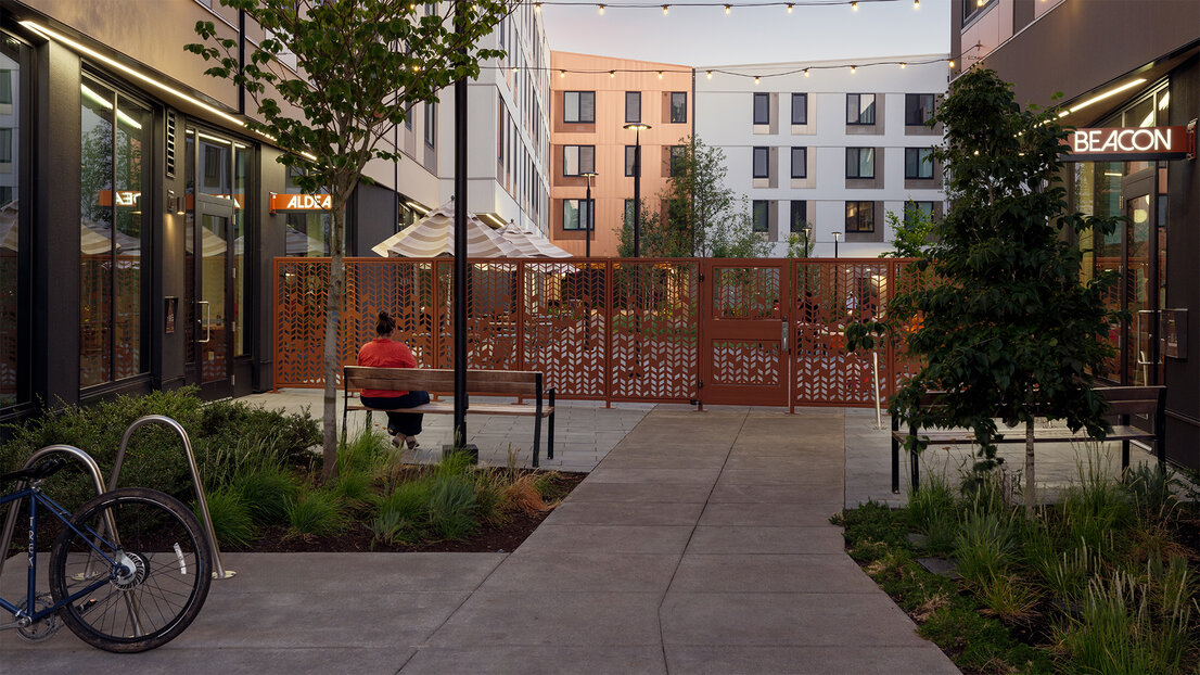 Beacon gate horizontal.jpg