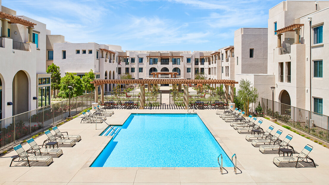 Luxaira swimming pool.jpg