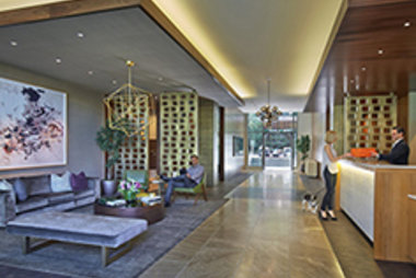 2_EMERSON-LS-LOBBY-1481-B.jpg