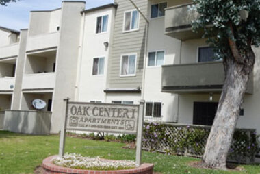 OakCenterapartmentsnew330x255.jpg